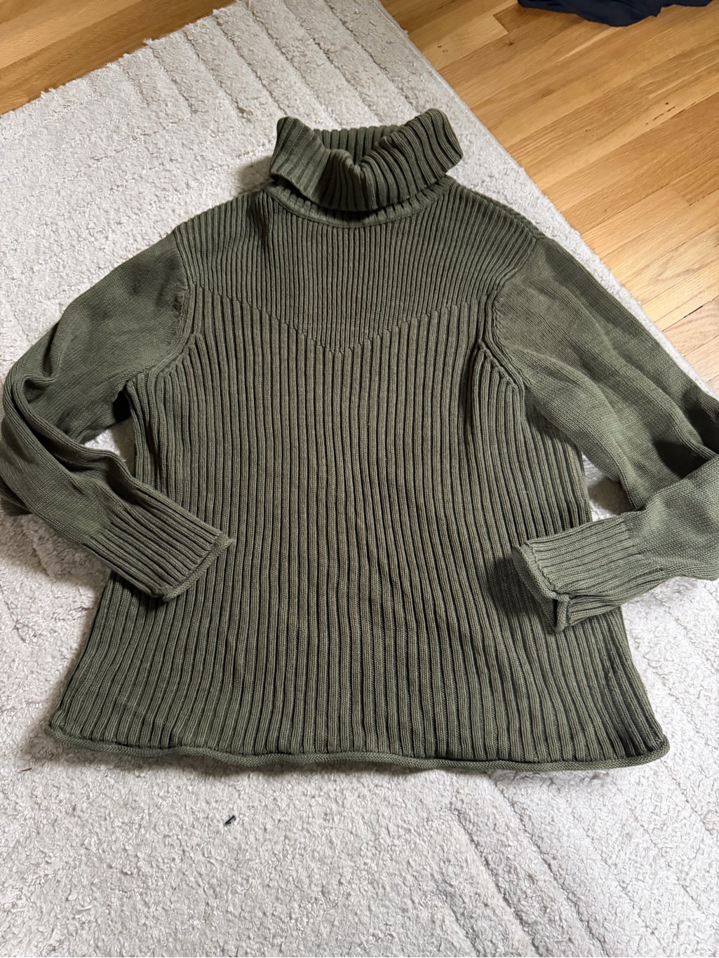 Turtleneck Ribbed Knit Sweater In Olive Green